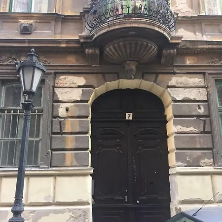 Reviczky Apartman Lägenhet *